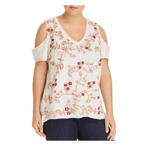 LUCKY BRAND WOMEN'S PLUS FLORAL EMBROIDERED TOP - Picture 1 of 6